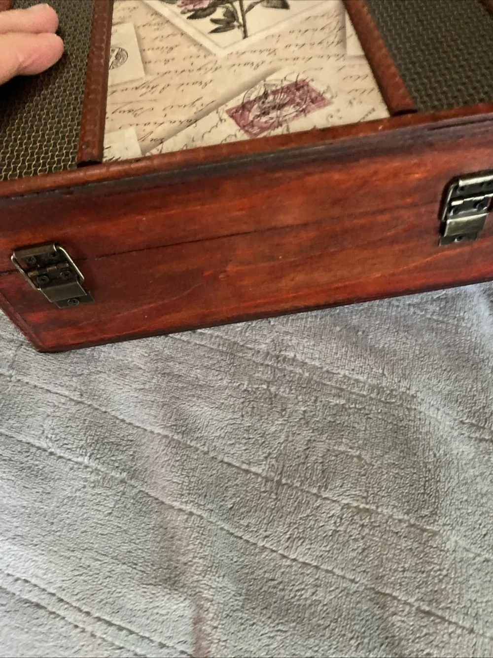 Hand Crafted Red and Cream Floral Jewelry Organizer Box